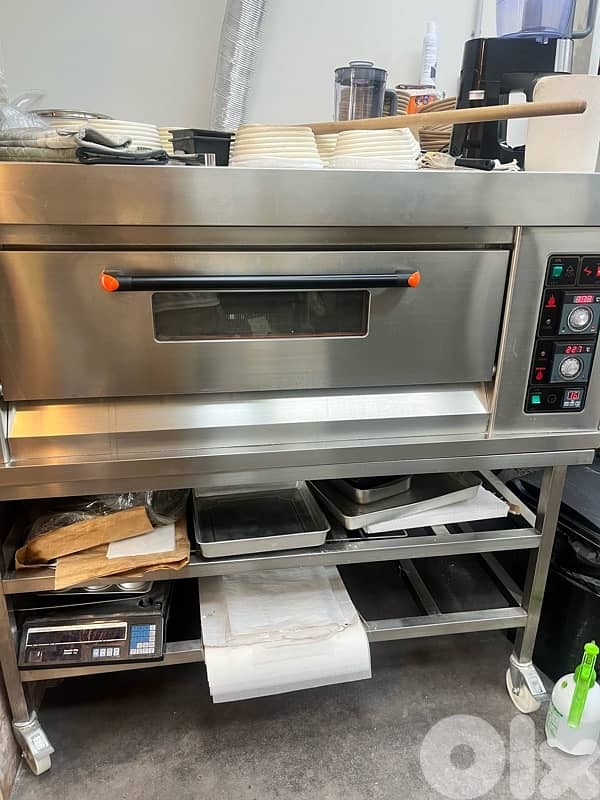 Brand new excellent condition bakery equipment for breads pizza 2