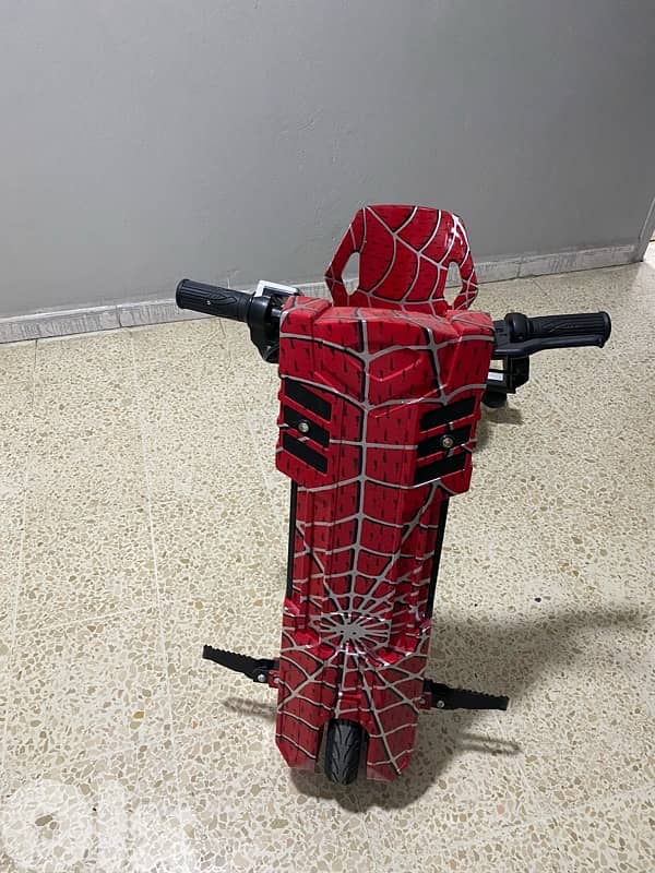 Trycycle Scooter 90$ 2