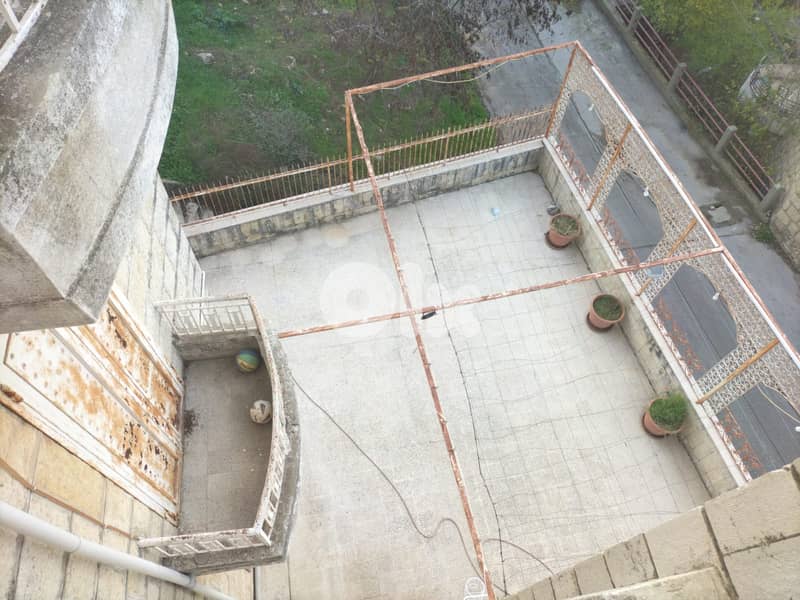 300 SQM Villa/Building in Bhamdoun, Aley + Breathtaking Mountain View 3