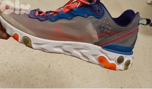 react by Nike great condition