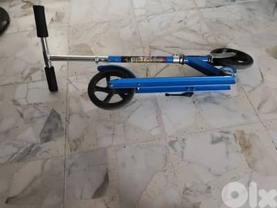 KIDS SCOOTER SUPER CLEAN