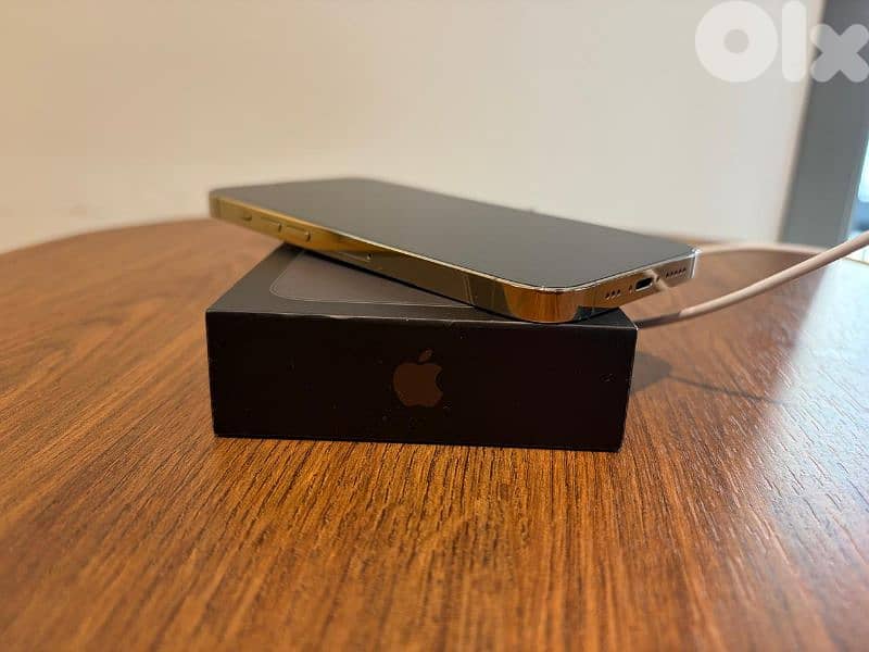 Iphone 13 Pro 128 GB gold 7