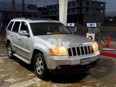 جيب شيروكى 2008