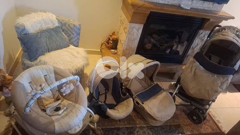 full set baby car seat and strokers 2