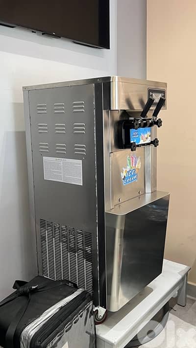 ice cream machine مكنة بوظة