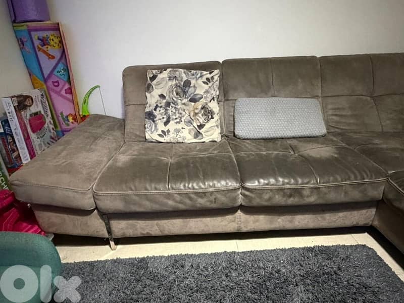 living room L corner 2