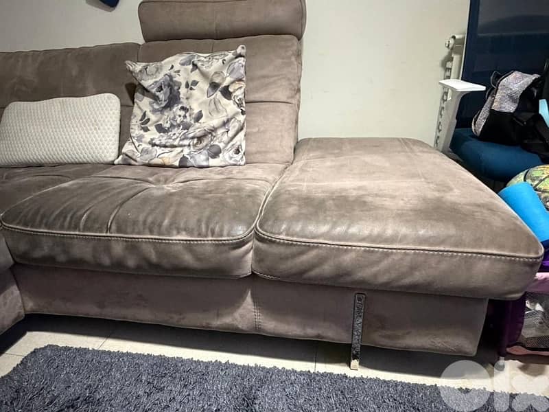 living room L corner 3