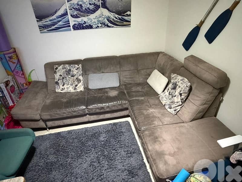 living room L corner 4