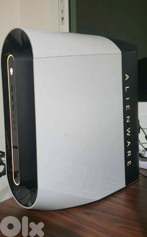 Alienware Aurora R9 Full Setup 2