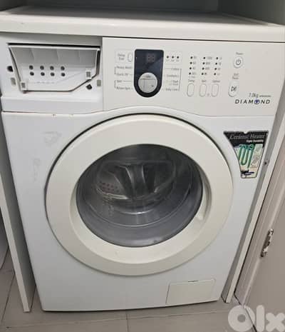 غسالة Samsung 7kg بحالة جيدة
