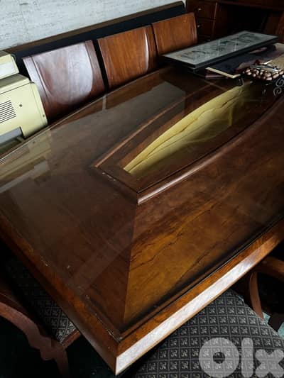 Dining table and 8 dining chairs