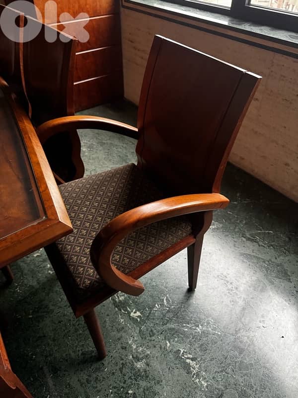 Dining table and 8 dining chairs 2