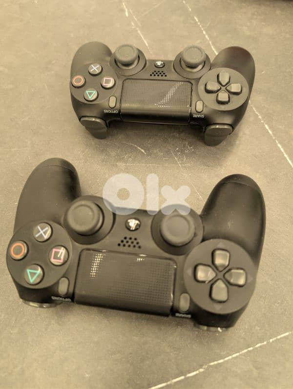 2 PS4 controllers used like new 1