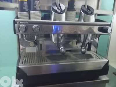 ماكينة اسبرسو ايطالية اصلية ماركة rancilio