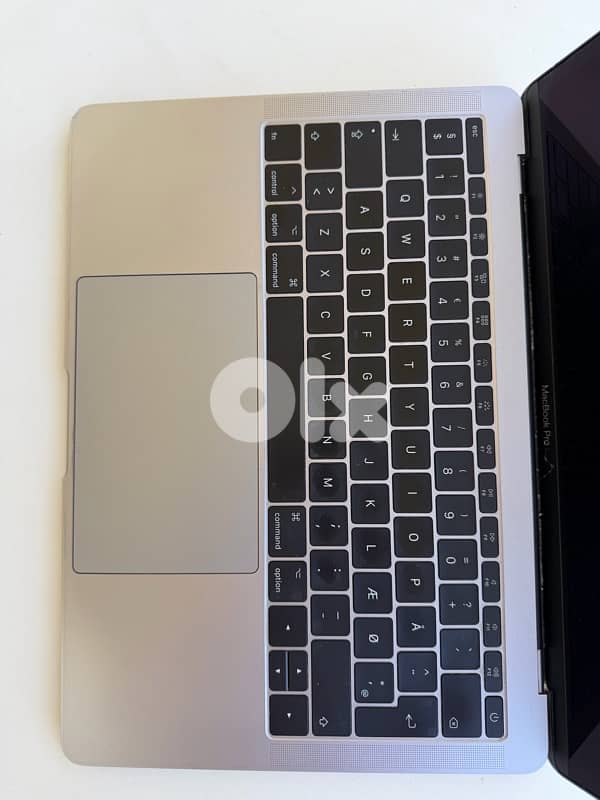 macbook pro 2017 13inch 4