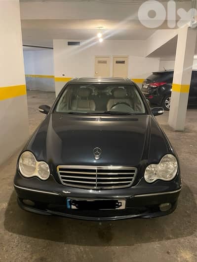 Mercedes-Benz C-Class 230