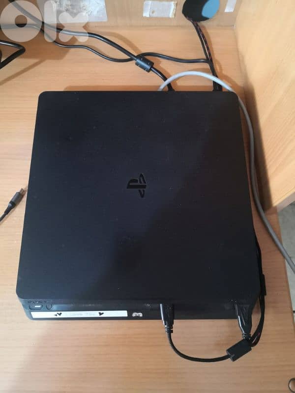 ps4 slim 1 tb 1