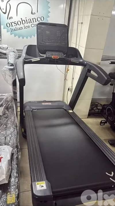 Treadmill ac motor hold up to 170kg heavy duty