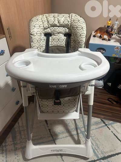 Feeding high chair