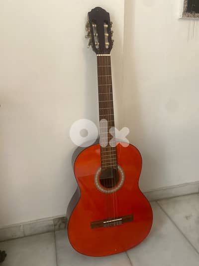 Hofner guitar-1 string broken