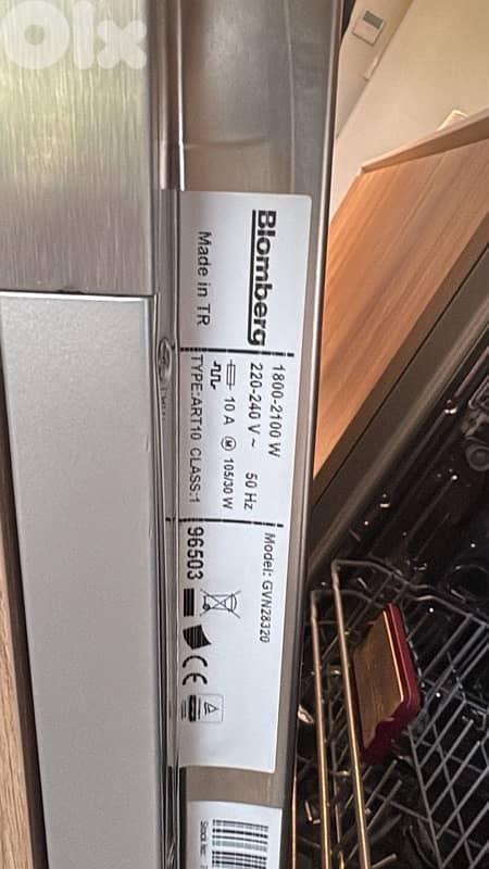 built in dishwasher 1