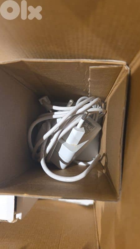 electric breast pump double 2 in 1 digital screen like new barely used 9