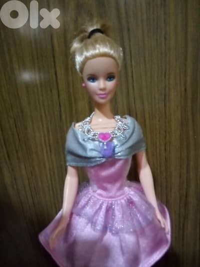 JEWEL SKATING Barbie Mattel1998 Vintage Special Edition Great doll=35$
