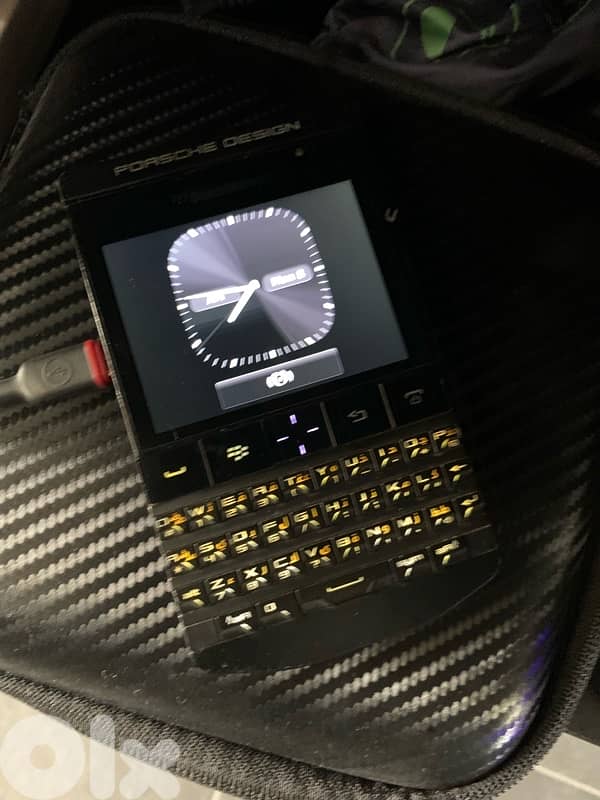 Blackberry Porsche Design P9981 7