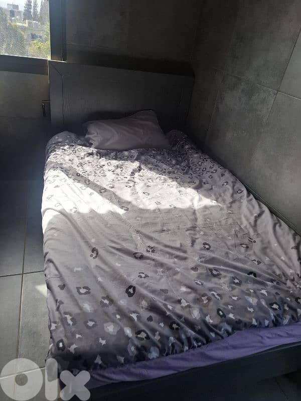 2 beds with mattresses 1