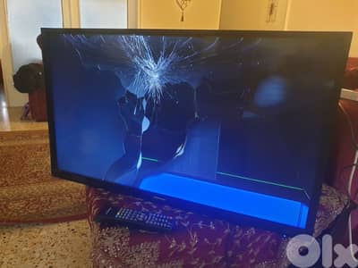 broken Hisense TV
