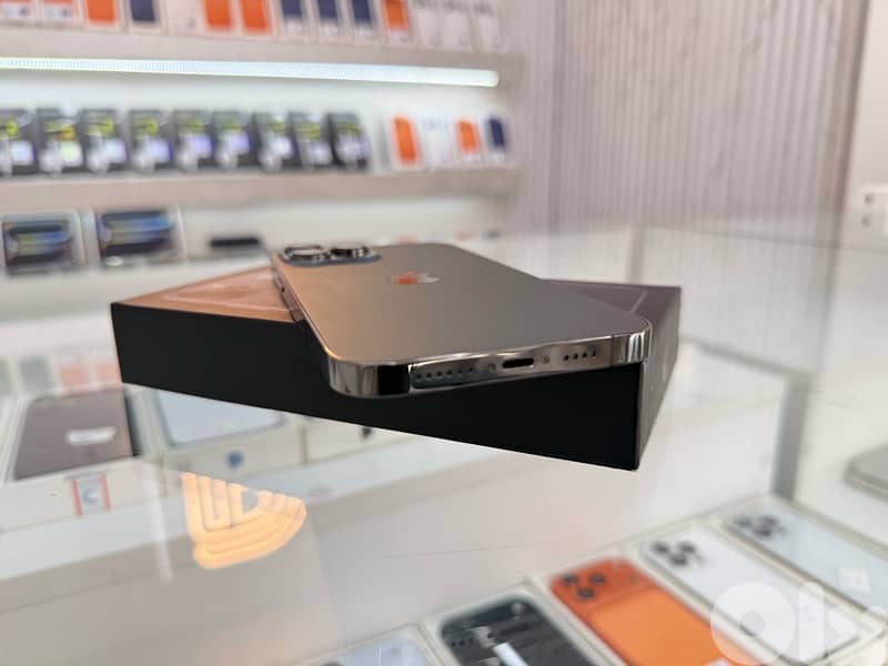 IPhone 13 pro max 128 Gb mint condition battery service 2