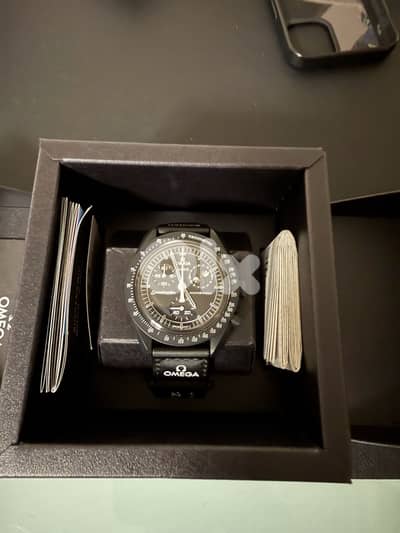 Omega X Swatch Snoopy