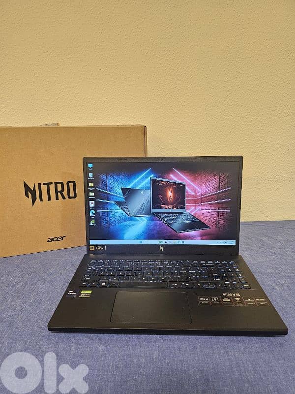 core i9-13900H with box 32-1TB rtx 4050 6GB used 2days acer nitro 3