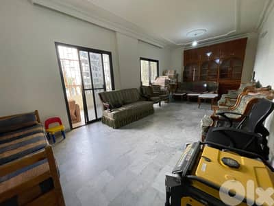Apartment For Sale in Baawarta Chouf