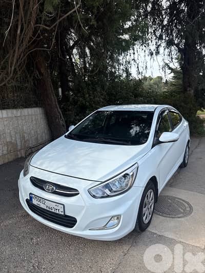 Hyundai Accent 2015