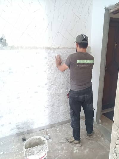 معلم بلاط ومجالي وحجر