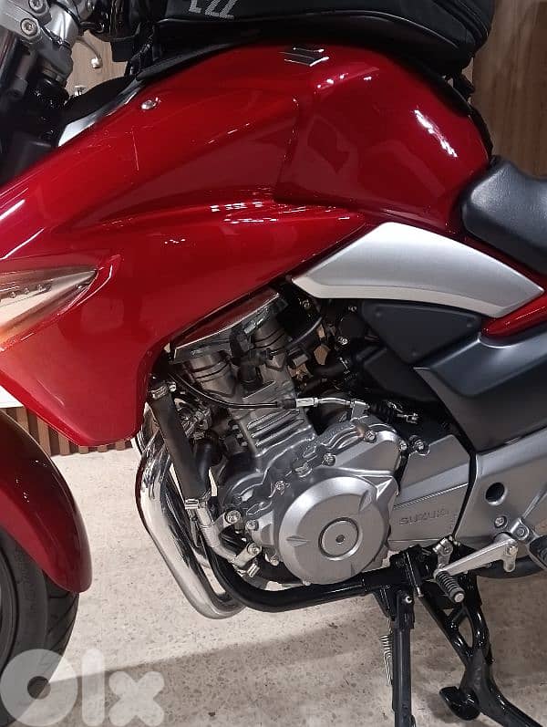 Suzuki Inazuma 250cc injection two cylinder 0klm 7