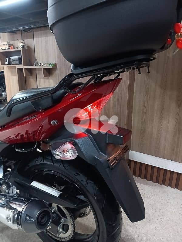 Suzuki Inazuma 250cc injection two cylinder 0klm 8