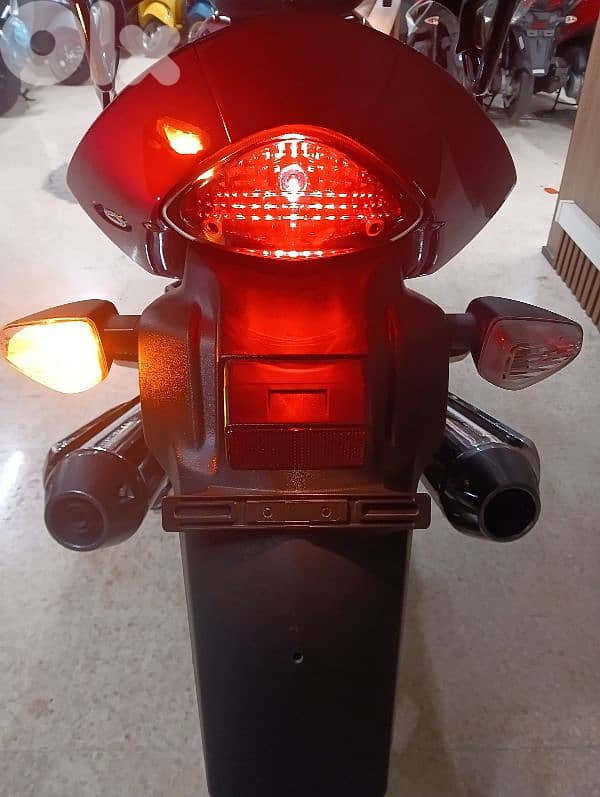 Suzuki Inazuma 250cc injection two cylinder 0klm 14