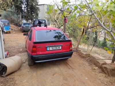 أوبل كاديت 1988