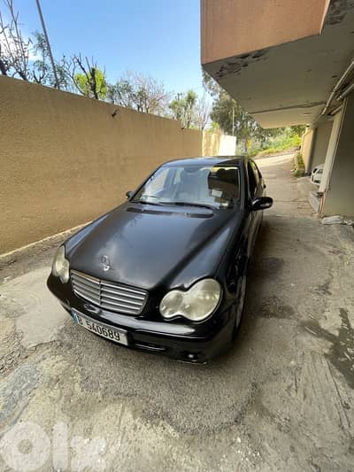 Mercedes-Benz C-Class 2006