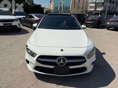 Mercedes-Benz A 220 4 MATIC MODEL 2019 clean carfax !!! 40000 Mille