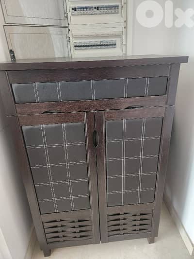 SHOE CABINET WITH DRAWER