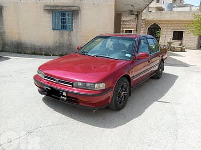 هوندا أكورد 1992
