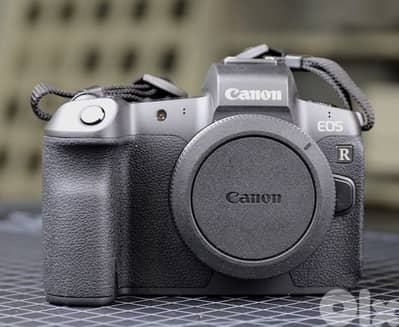 كاميرا Canon Eos R