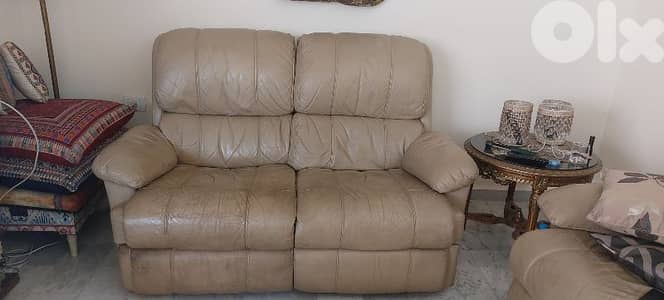 recliner sofa double seater for 400$