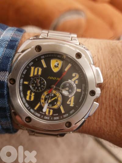 ساعة لامبورجيني سويسريه