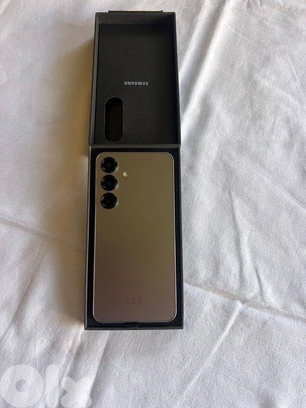 Samsung Galaxy S25 (256 GB) 2