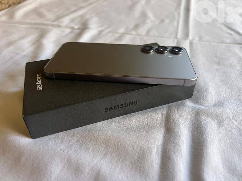 Samsung Galaxy S25 (256 GB) 8