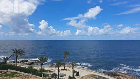 Beach chalet with seaview